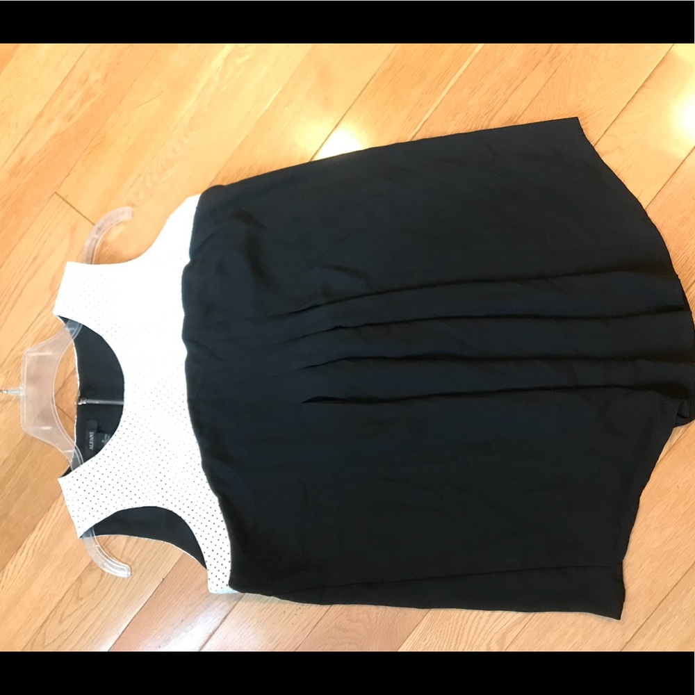 Alfani- 🥂dressy top 👠like new